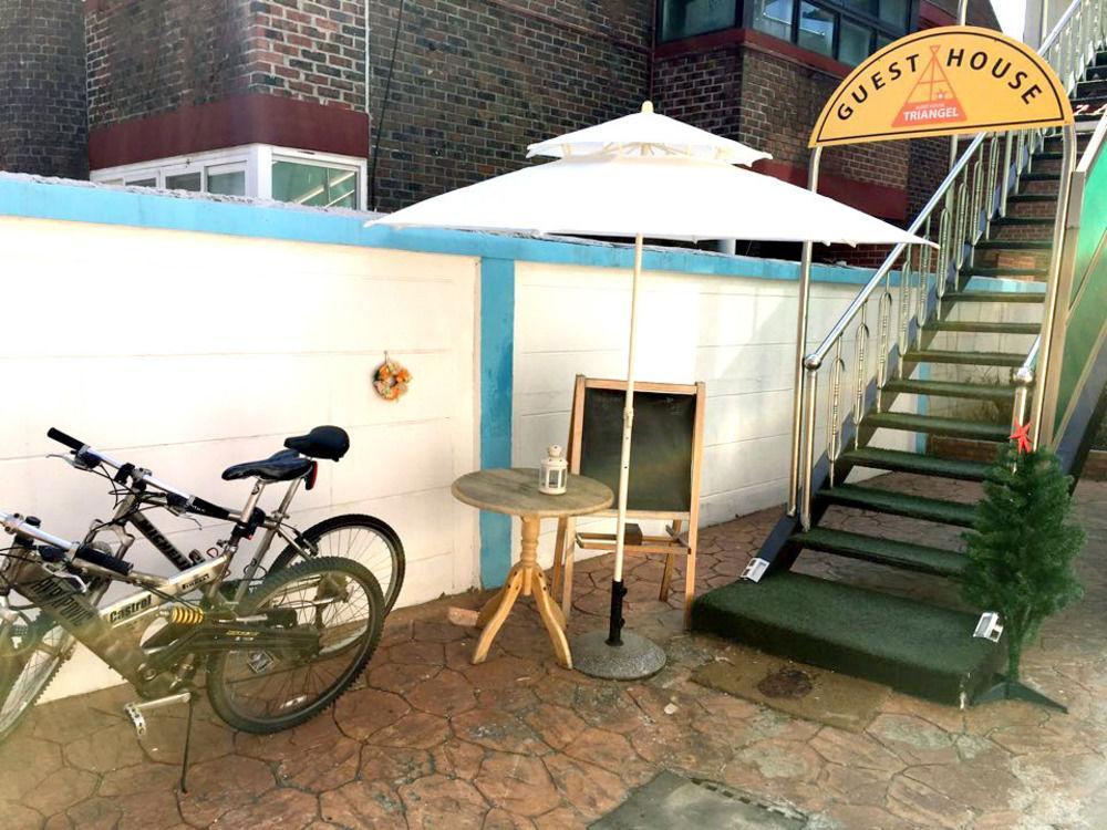 Triangel Guesthouse Сеул Экстерьер фото