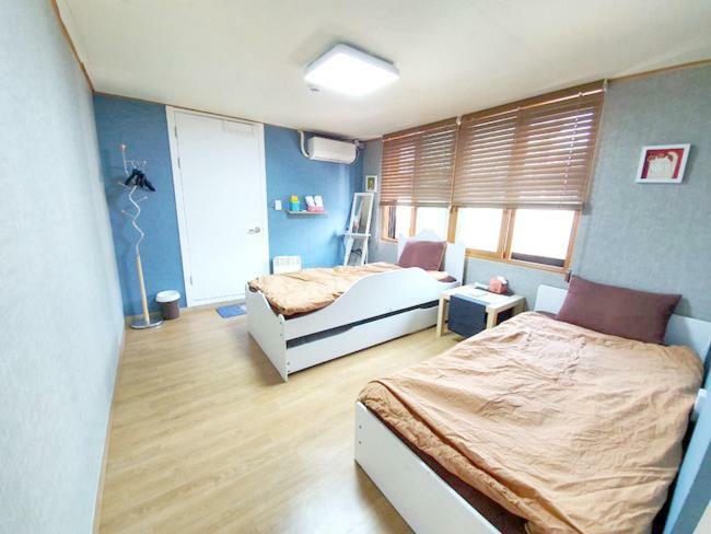 Triangel Guesthouse Сеул Экстерьер фото