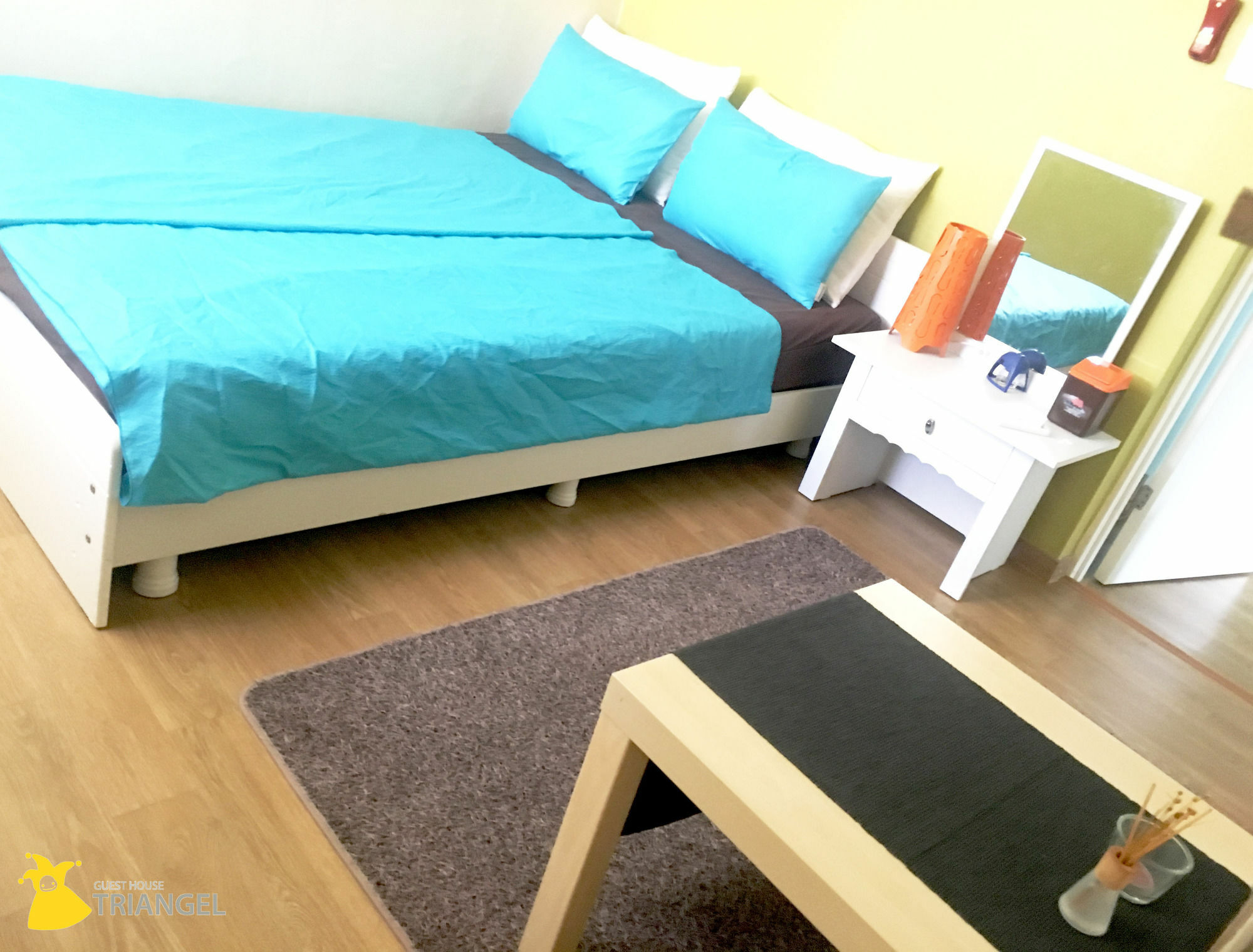 Triangel Guesthouse Сеул Экстерьер фото