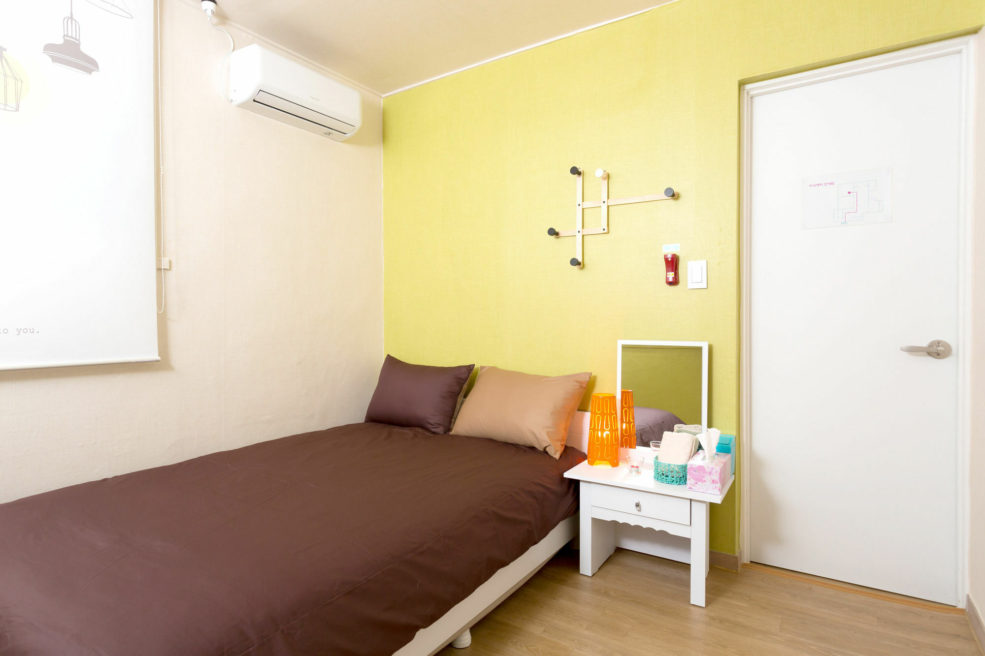 Triangel Guesthouse Сеул Экстерьер фото