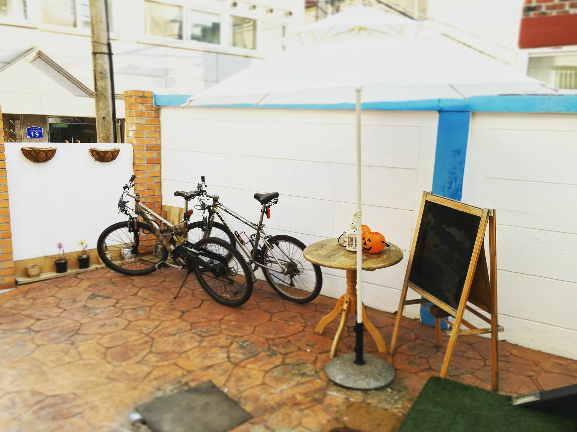 Triangel Guesthouse Сеул Экстерьер фото